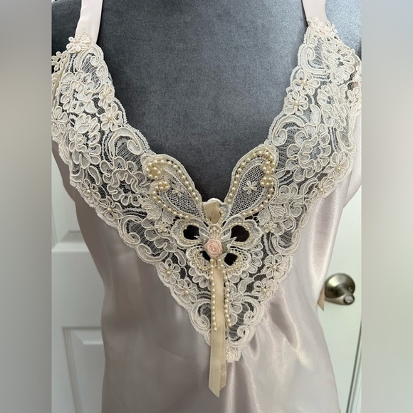 NWT 💗 Pink Silky sleepwear with Robe - Made in USA - Picture 4 of 16